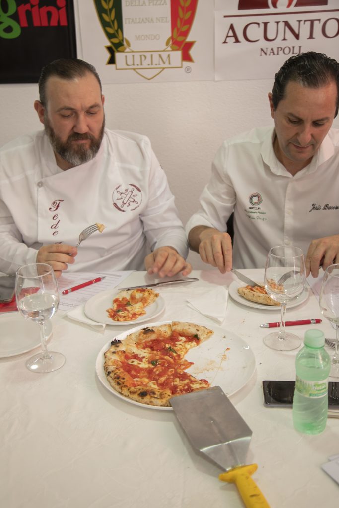 Selección nacional para el campeonato internacional de la pizza napolitana - Miguel Ángel Benavente